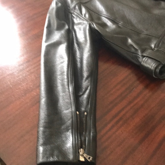 Leather jacket - Picture 13 of 14